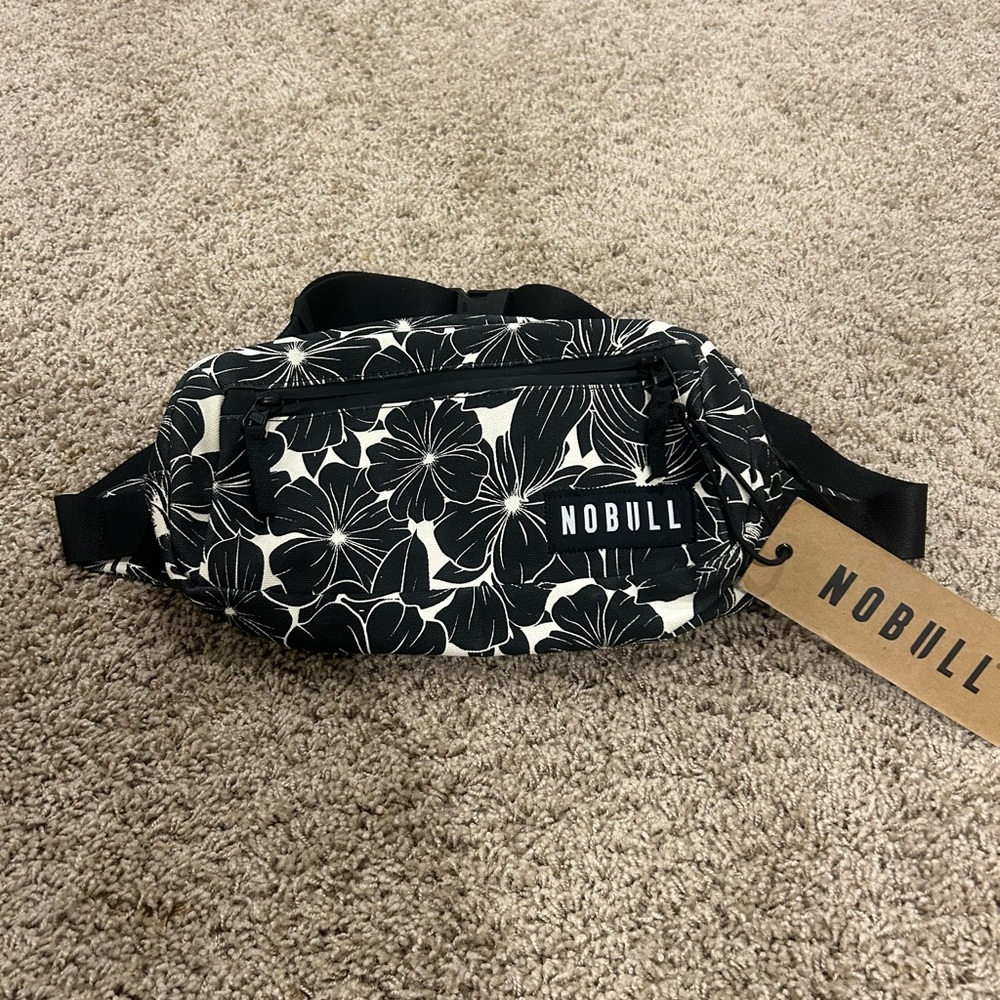NOBULL Monochrome Floral Waist Bag